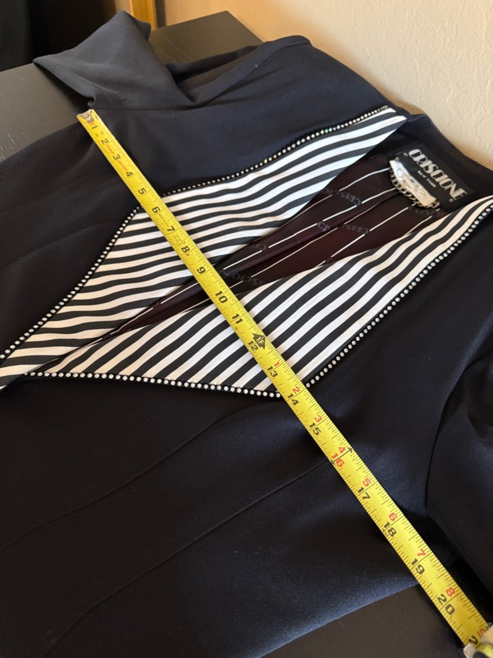Criscione Vintage Cache 80s 90s Black Blazer Striped Contrast Lapel Rhinestone M - Picture 10 of 17